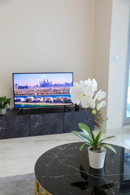 Deal!!! Brand New 1 Bed Condo In The Heart Of Dubai Marina Exterior foto