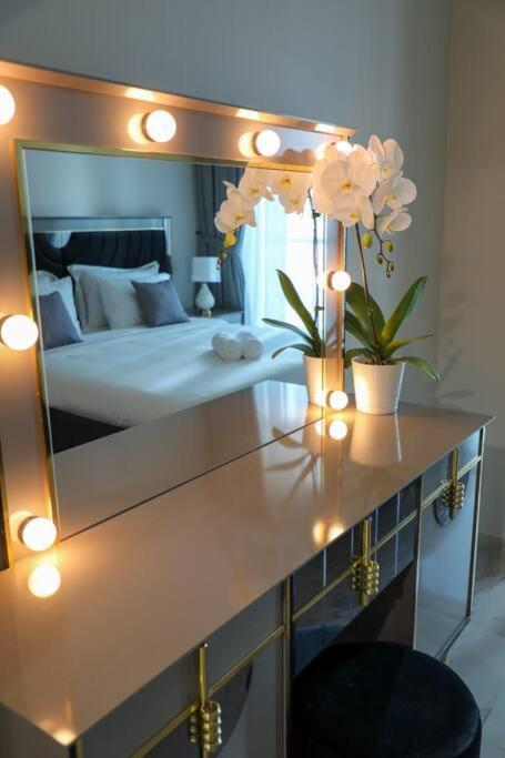 Deal!!! Brand New 1 Bed Condo In The Heart Of Dubai Marina Exterior foto